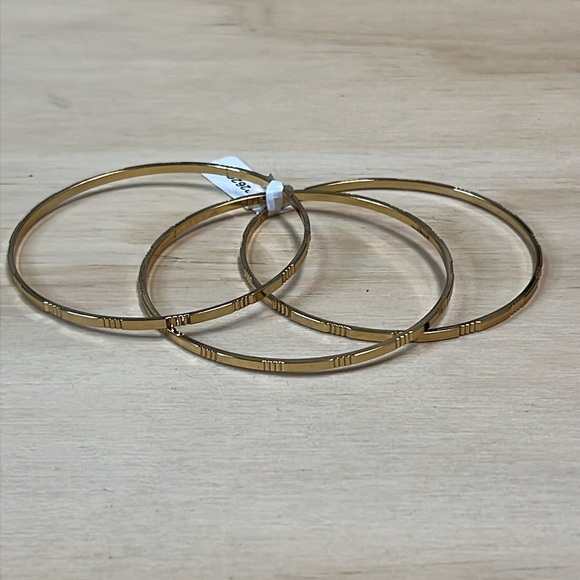 18K Gold Plated Set of 3 Bangles - Picture 2 of 5